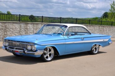 1961 Chevrolet Impala (Bubble Top)
