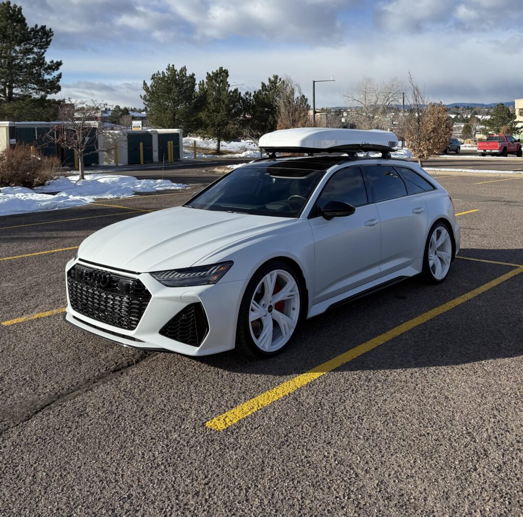 Audi RS6 Avant [3740x3693]