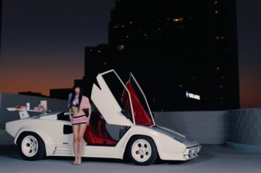On the fourth day of Christmas, music gave to me: JENNIE and the Lamborghini Countach 5000 Quattrovalvole