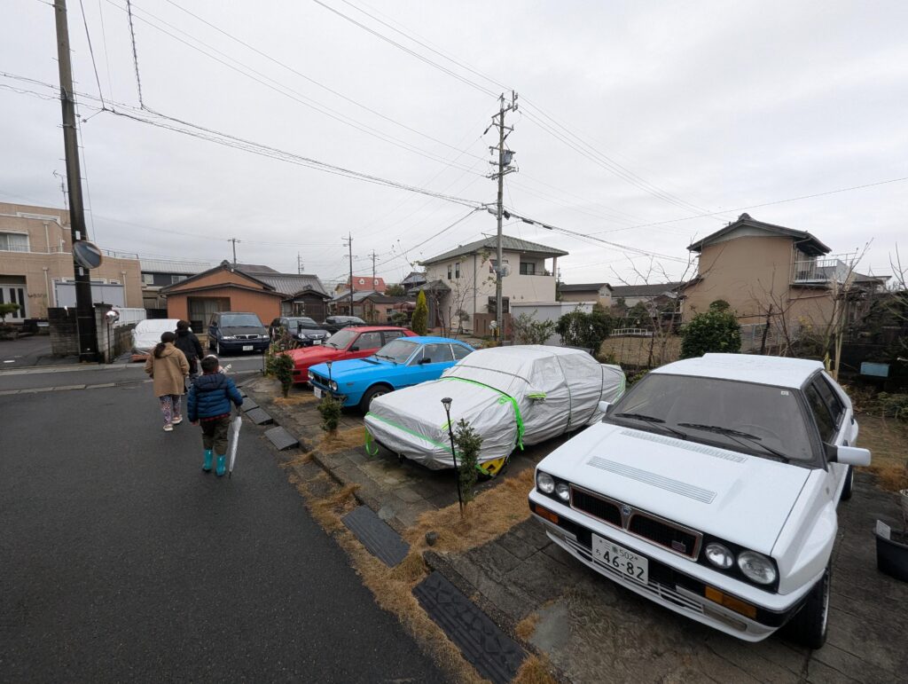 My neighbor's Lancia hobby has turned into a full blown habit [multi]