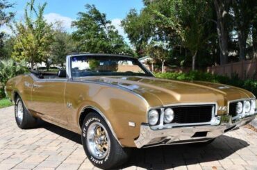 Oldsmobile convertible 442