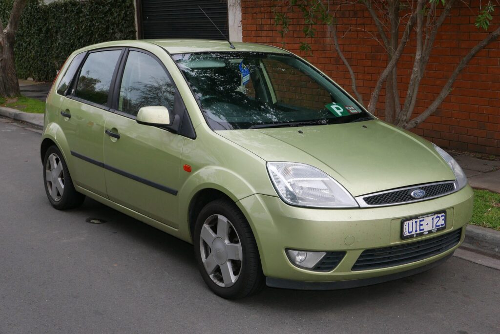 2004 Ford Fiesta. The Official Of...