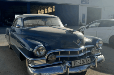 Cadillac 62 series spotted in Redovan,Spain.