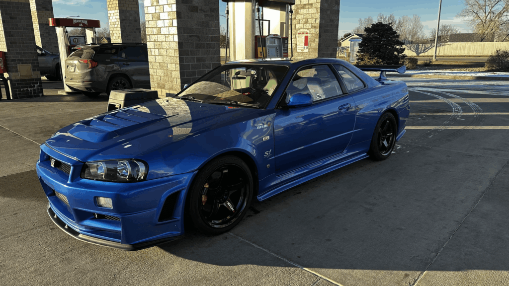[Nissan Skyline R34 GTR S1] there was another of these posted a few months back, i think we saw the same car lol