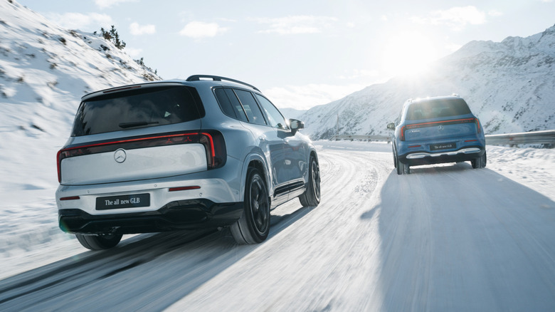 Two 2027 Mercedes-Benz GLB350s