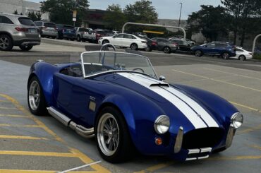 [Shelby Cobra] Sitting in it’s glory in a random mall parking out