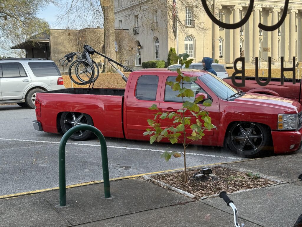 We have a customer at the shop I manage who is disabled. Bagged truck with a wheelchair crane. Thought maybe yall would get a kick out of it.