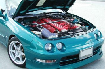 Acura Integra w/ a Viper V10