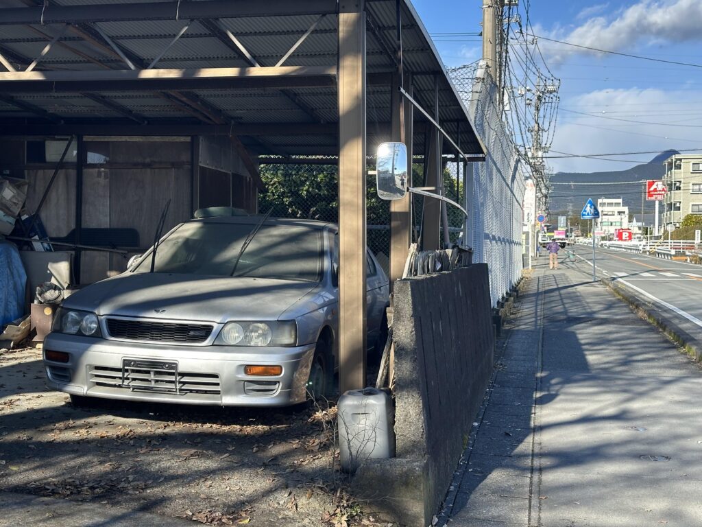 [Nissan Buebird SSS] collecting dust.