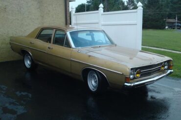 What's 2 cars (from the same company or even different companies) that you thought were the same model?