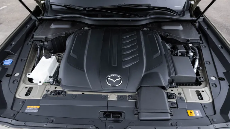 004 2025 Mazda CX70 LT Engine