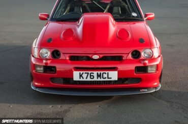 Ford Escort RS Cosworth drag build with a twin-turbo V8