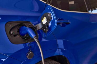 Best Hybrid Lease Deals: January 2026