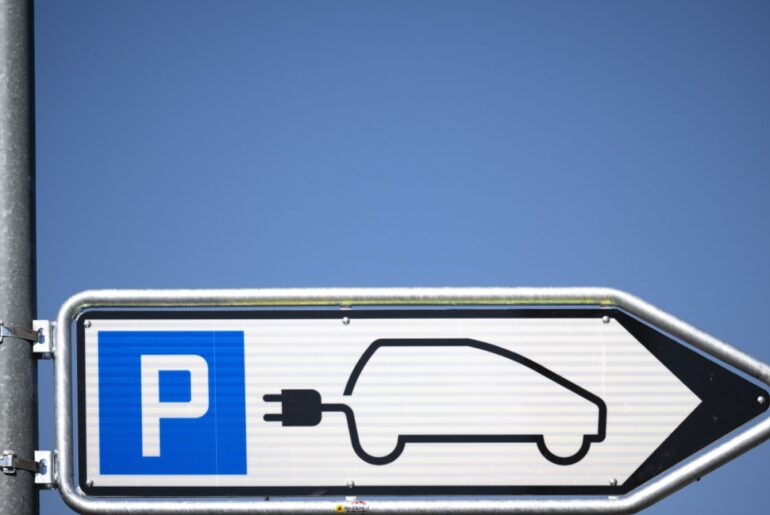 Most Swiss political parties object proposal to tax electric vehicles