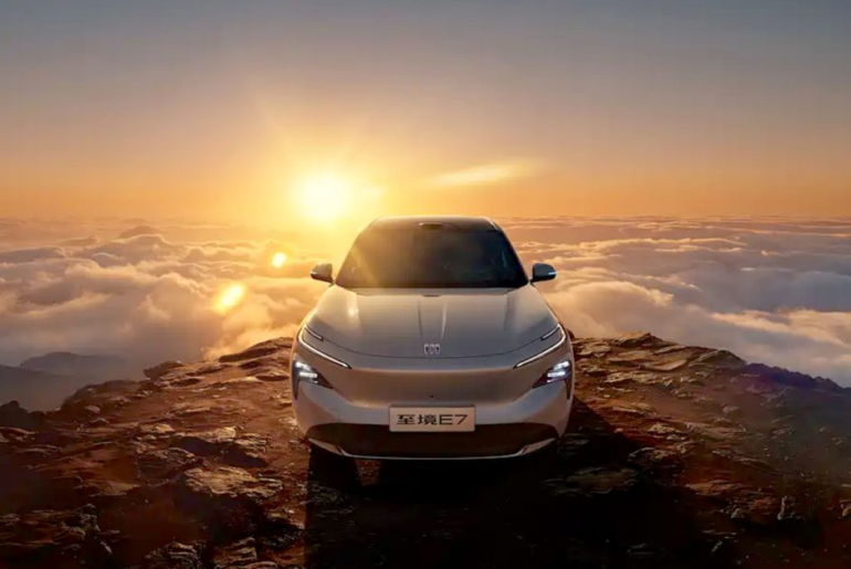 Buick Electra E7 EREV goes nearly 1,000 miles