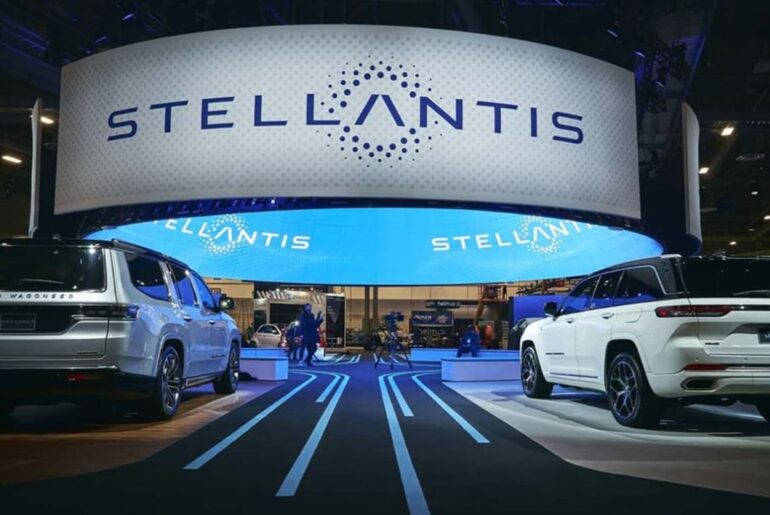 Stellantis to Halt US PHEV Output for Jeep and Chrysler