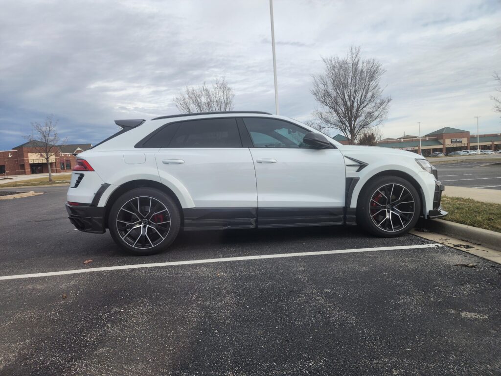 [Audi SQ8 Mansory] at the big box liquor store