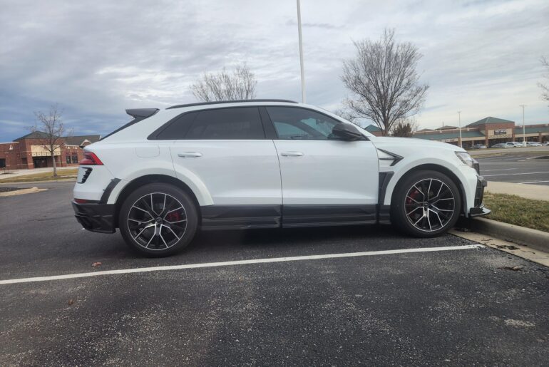 [Audi SQ8 Mansory] at the big box liquor store