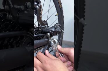 Converting a bike into an ebike is that simple. #bike #ebike