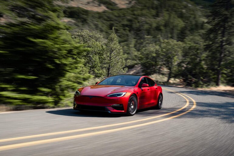 Tesla Model S and X Discontinued to Increase Robot Production