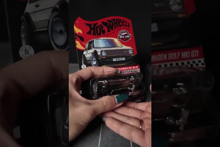 Proof that icons come in all sizes 🔥 📸 @cloudy.micra #Volkswagen