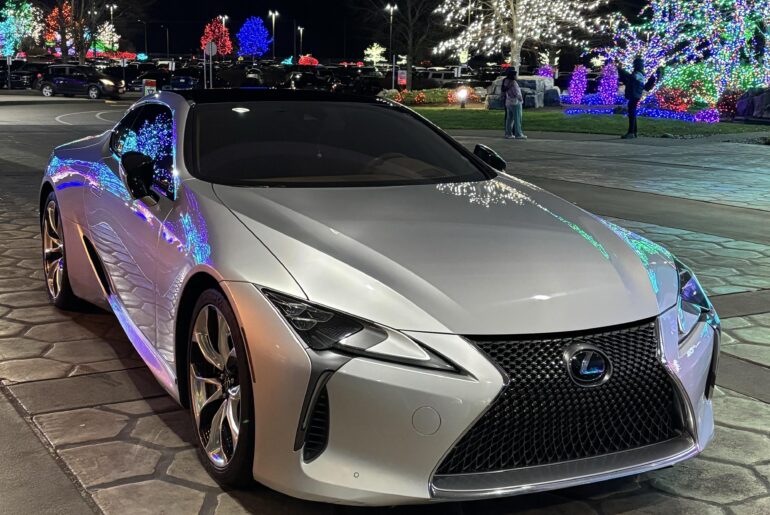 Spotted back on Christmas [Lexus LC500]