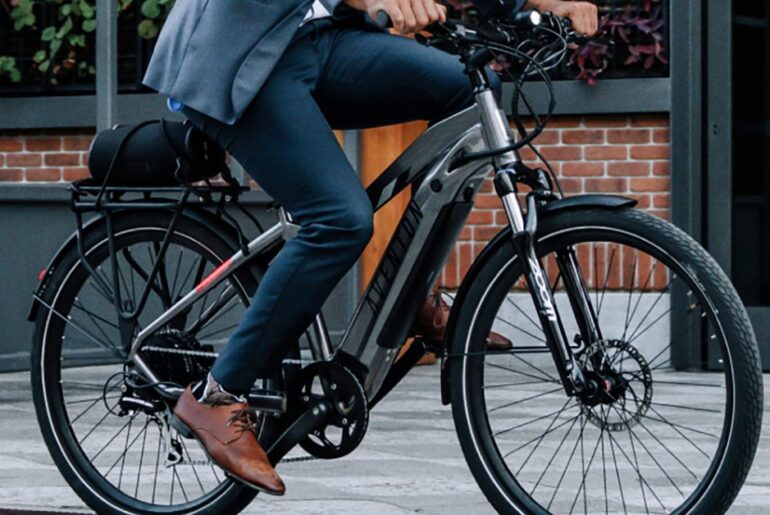 Aventon just cut $900 off its Level 2 commuter e-bike for a new $999 low in a weekend flash sale