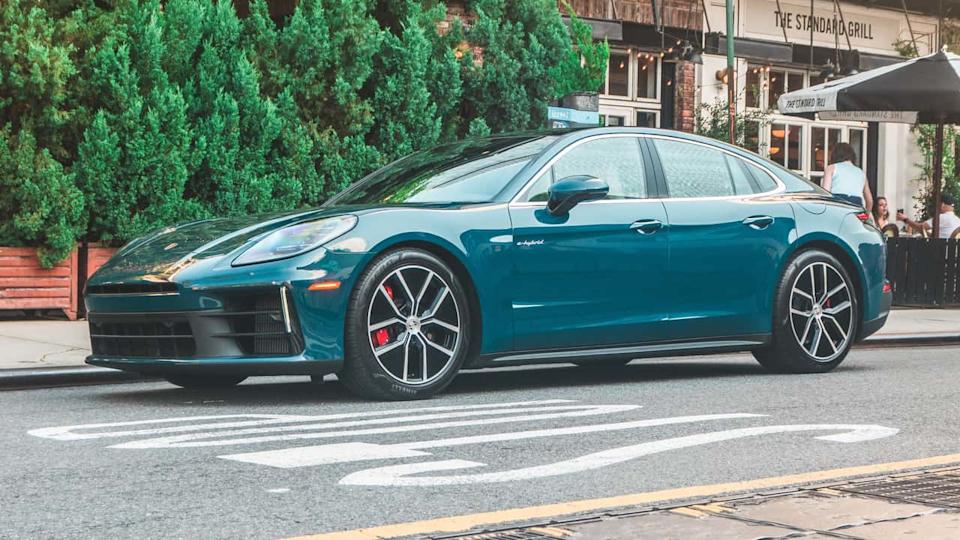 2025 Porsche Panamera 4S E-Hybrid Review