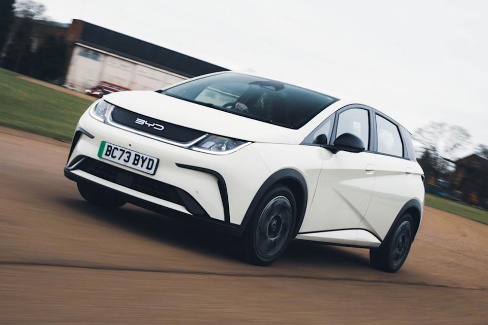 BYD Dolphin front tracking