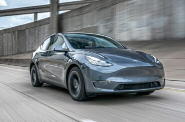 Tesla Doors That Won't Open Have Led to 15 Crash-Related Deaths