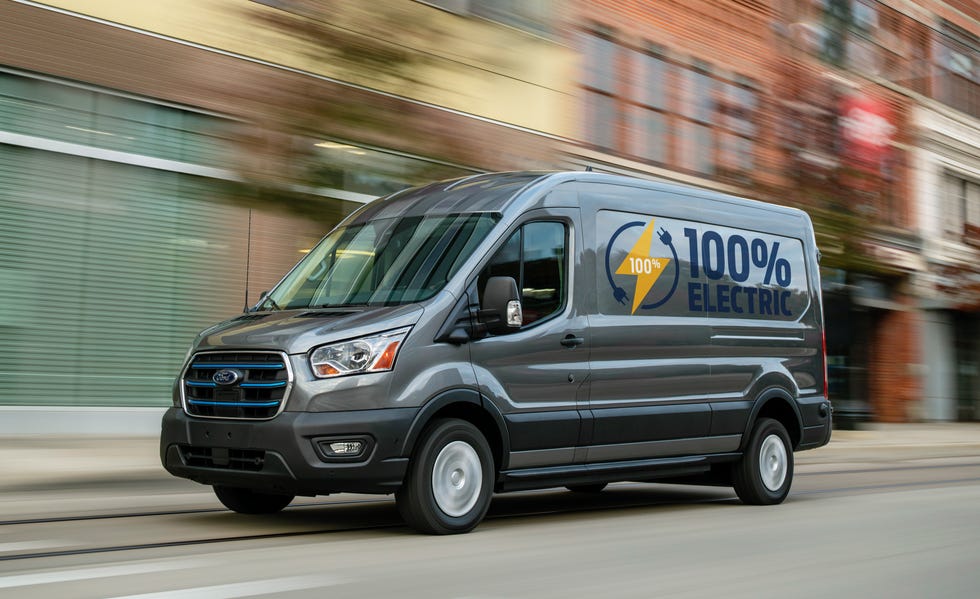 2022 ford e transit side