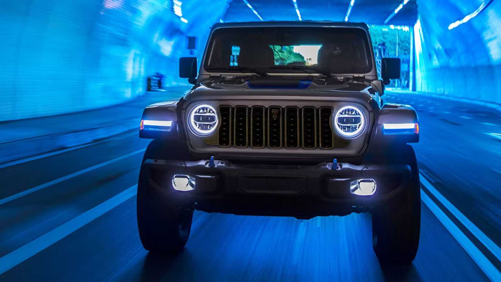 2024 - 2025 Jeep Wrangler 4xe Hybrid JL (4th Gen) Facelift (2)