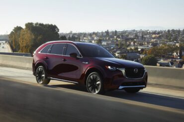 This affordable Japanese three-row PHEV competes with luxury brands