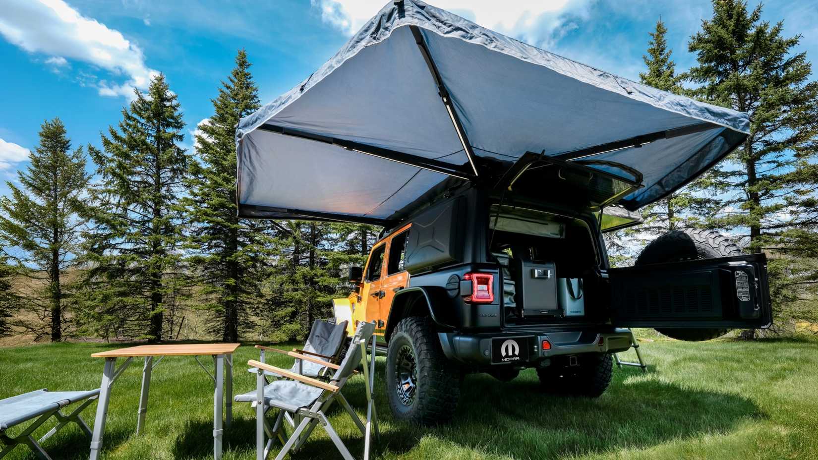 2025 Jeep Wrangler Sunchaser Concept With Dometic ARTT 4