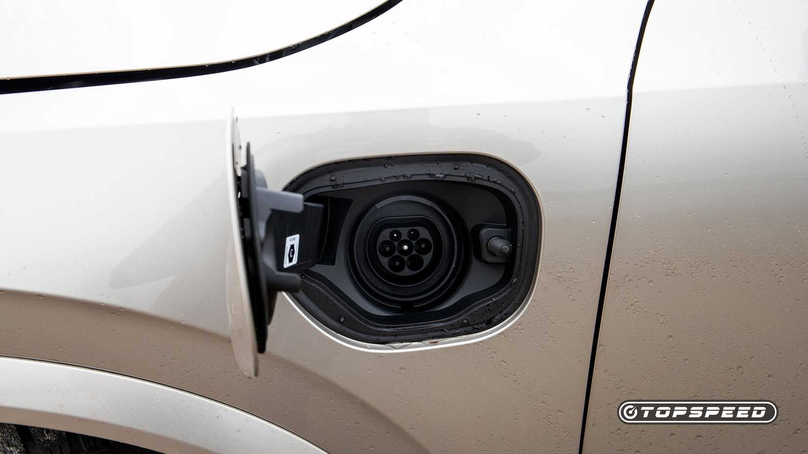 2025 Volvo XC90 Charge Port TopSpeed