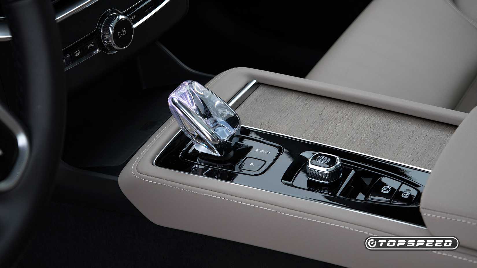 2025 Volvo XC90 Gear Selector TopSpeed