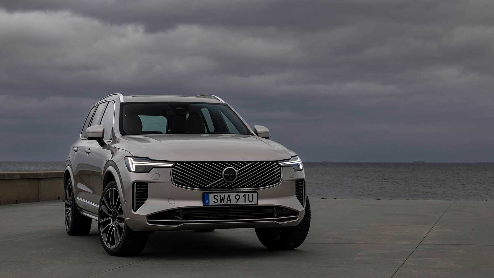 2025 Volvo XC90 TopSpeed