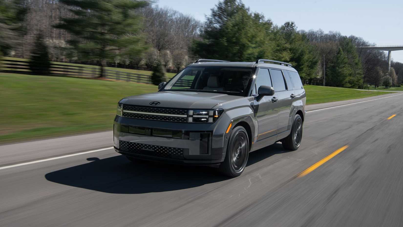 2026 Hyundai Santa Fe - Exterior (7)