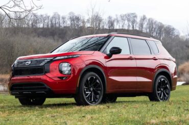 2026 Nissan Rogue Plug-In Hybrid Is Clearly a Stopgap Rebadge