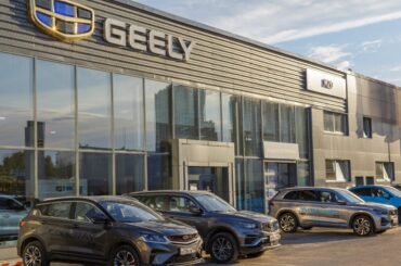 Tesla's Chinese Rival Geely Mulling US Market Debut In The Next 2-3 Years: Report
