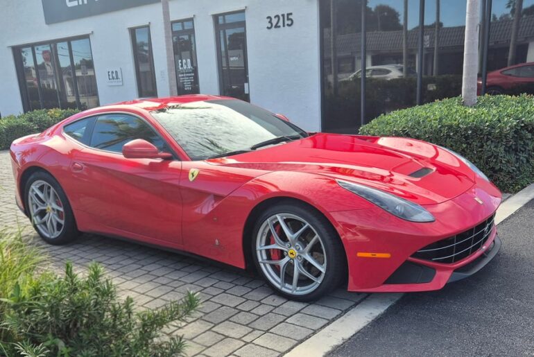 [Ferrari F12berlinetta]