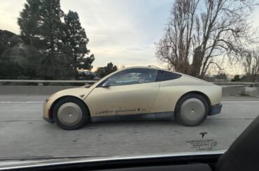 Cybercab prototype on 101S