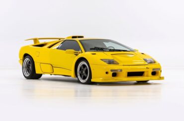 Lamborghini Diablo VT used by Volkswagen as a mule for the Bugatti Veyron, carrying the W16 quad-turbo engine