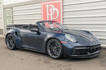 2022 Porsche 911 Turbo S Cabriolet [1368x1368]