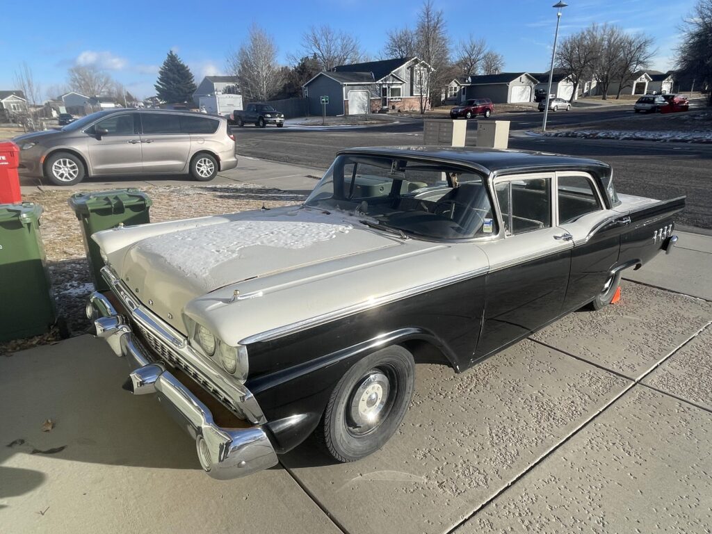 59 Ford Classic 300