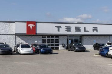 'Is Tesla feeling more pressure?'