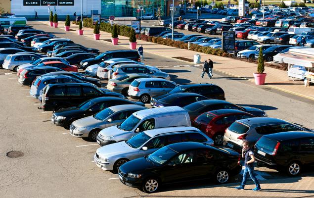 Stellantis Pivots From PHEVs to Hybrids and EREVs in North America