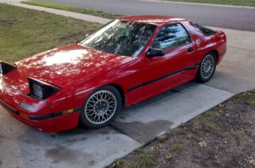 [Mazda RX-7 (gen 2 I believe)]