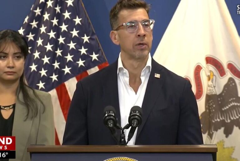 Alexi Giannoulias launches e-bike safety awareness campaign