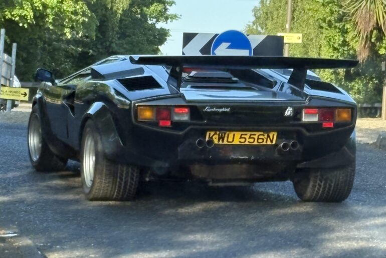 [Lamborghini Countach] The driver wasn’t hanging about either.